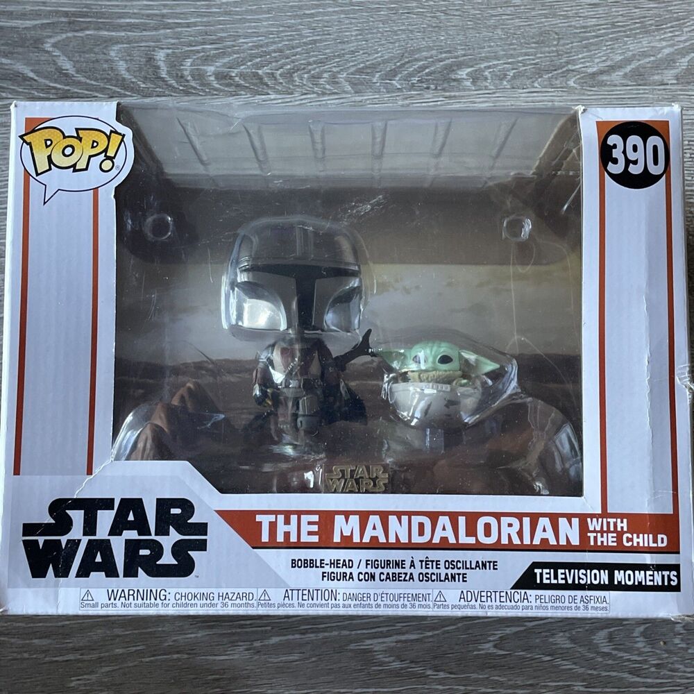 Funko Pop! Moments: Star Wars - The Mandalorian with The Child #390
